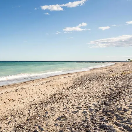 3 Bedroom In Playa De Almazora Holiday home Almassora